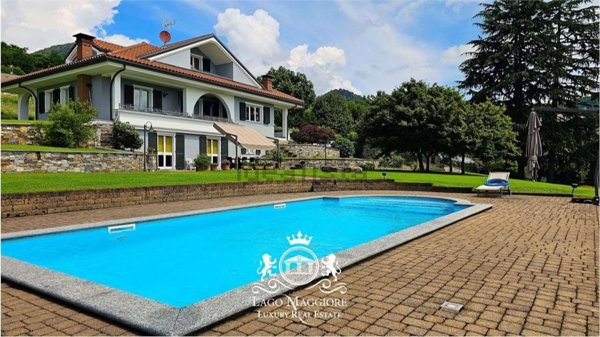 casa indipendente in vendita ad Arizzano