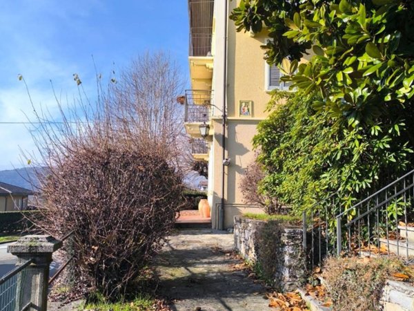 casa indipendente in vendita ad Arizzano