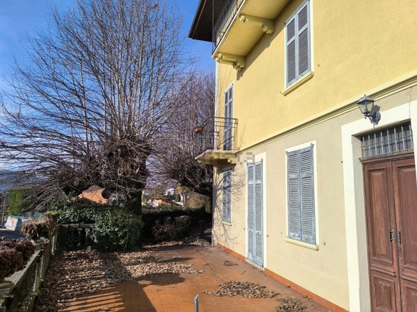 casa indipendente in vendita ad Arizzano