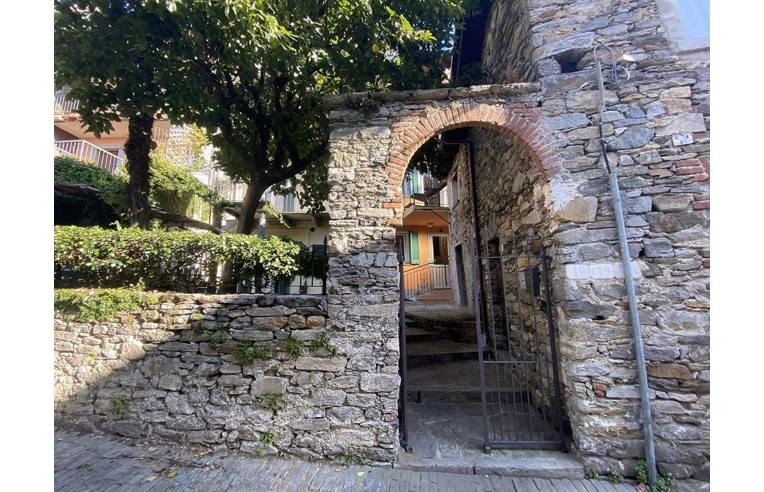 appartamento in vendita ad Arizzano