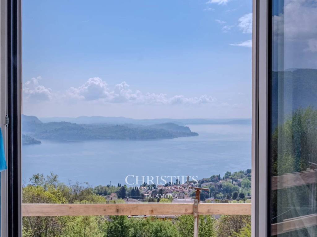 appartamento in vendita ad Arizzano