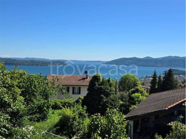 casa indipendente in vendita ad Arizzano in zona Cissano