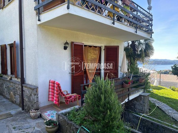 appartamento in vendita ad Arizzano in zona Cresseglio