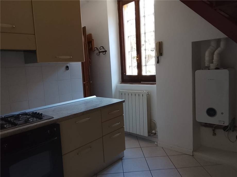 appartamento in vendita ad Arizzano in zona Cissano