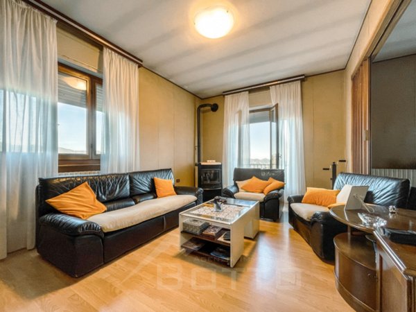 casa indipendente in vendita ad Arola
