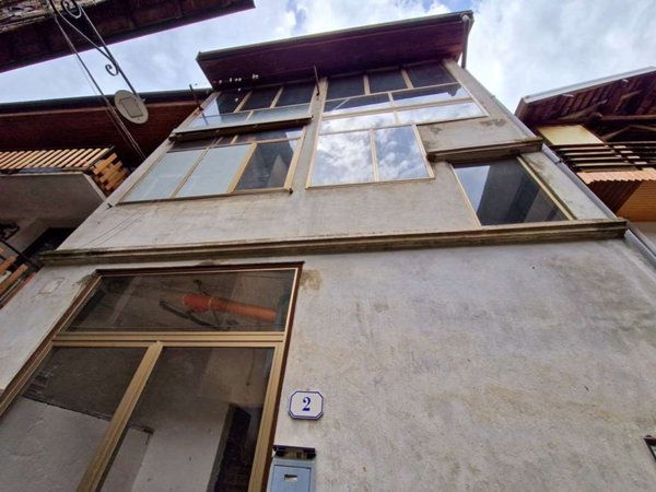 casa indipendente in vendita ad Arola in zona Pianezza