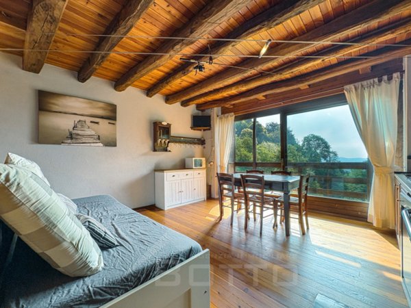 casa indipendente in vendita ad Arola
