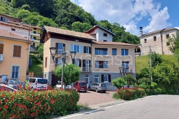 casa indipendente in vendita ad Arola