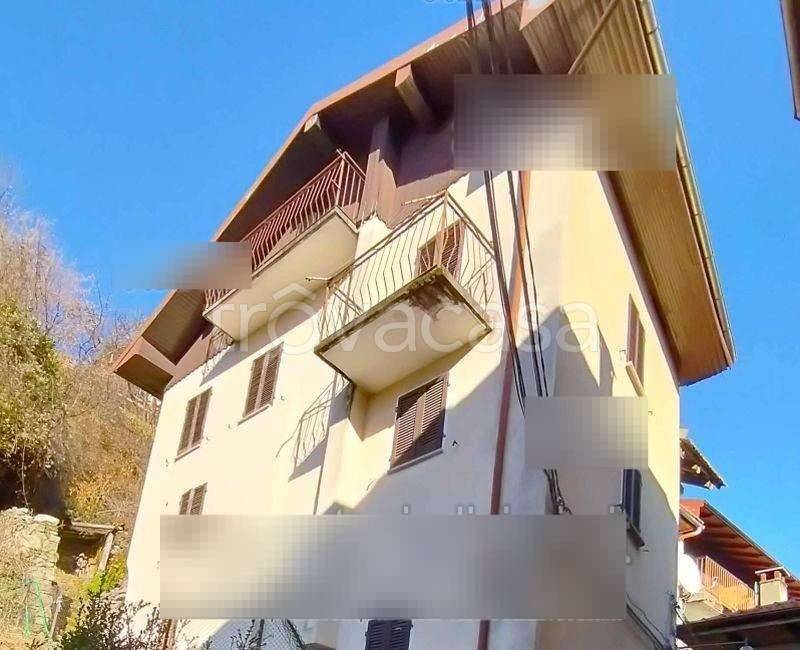 appartamento in vendita ad Arola