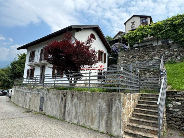 appartamento in vendita ad Aurano