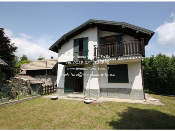 casa indipendente in vendita ad Aurano