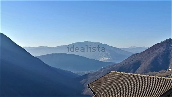 appartamento in vendita ad Aurano