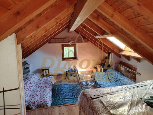 mansarda in vendita ad Aurano