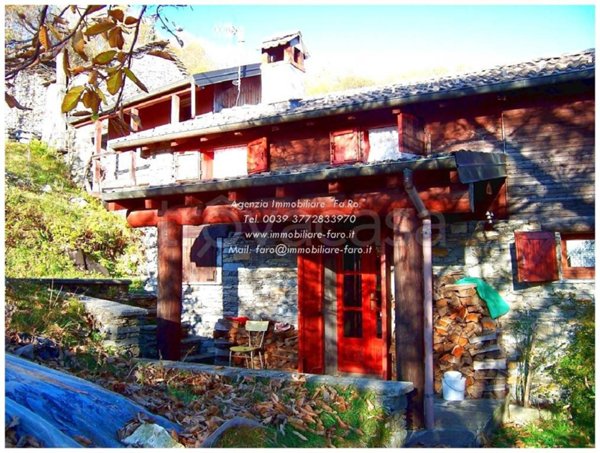 casa indipendente in vendita ad Aurano