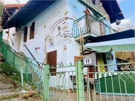 casa indipendente in vendita ad Aurano in zona Scareno