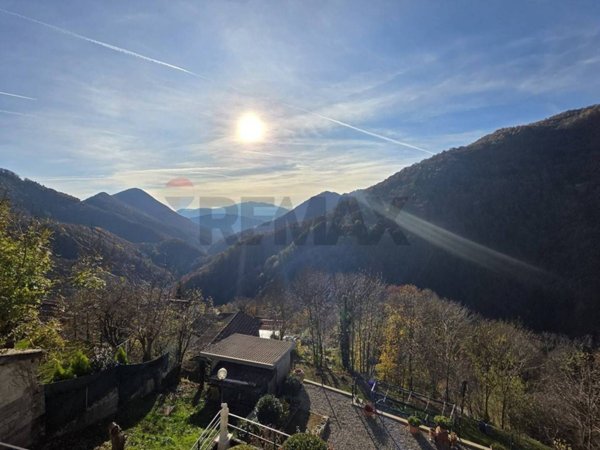 appartamento in vendita ad Aurano