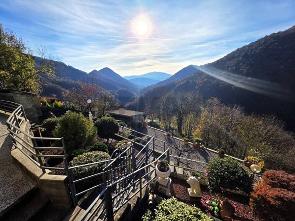 appartamento in vendita ad Aurano