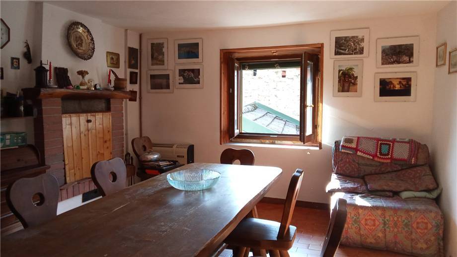 casa indipendente in vendita ad Aurano