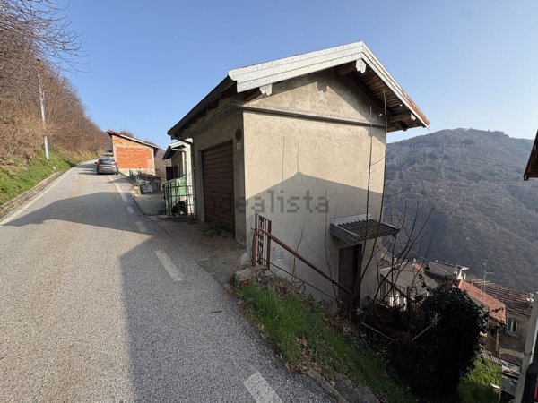 casa indipendente in vendita ad Aurano