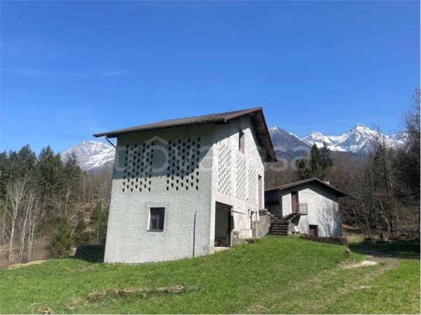 casa indipendente in vendita a Baceno in zona Devero