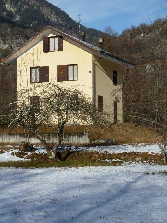 casa indipendente in vendita a Baceno