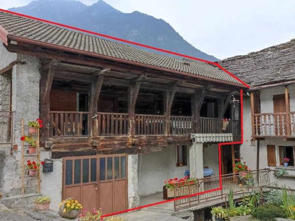 casa indipendente in vendita a Baceno in zona Crino