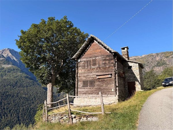 casa indipendente in vendita a Baceno