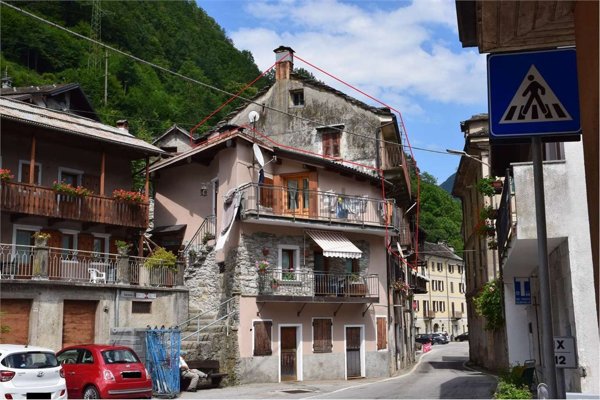 casa indipendente in vendita a Bannio Anzino
