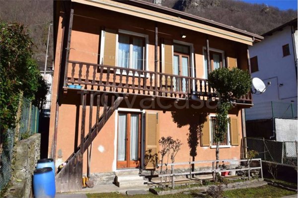casa indipendente in vendita a Bannio Anzino