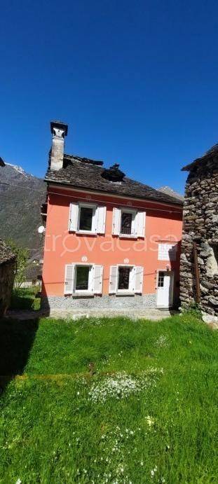 casa indipendente in vendita a Bannio Anzino