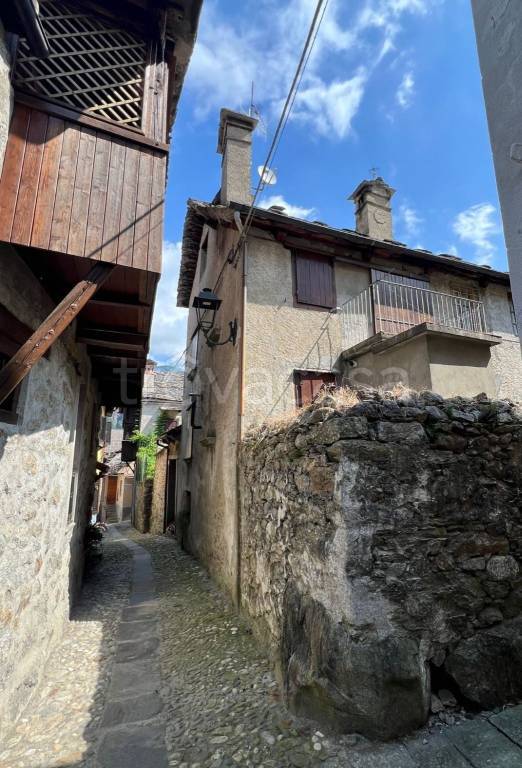 casa indipendente in vendita a Bannio Anzino