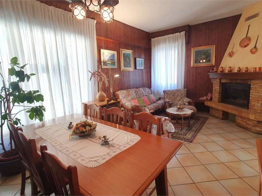 casa indipendente in vendita a Bannio Anzino