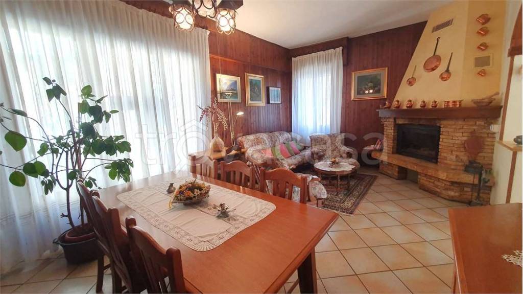 casa indipendente in vendita a Bannio Anzino