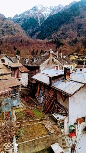 casa indipendente in vendita a Bannio Anzino