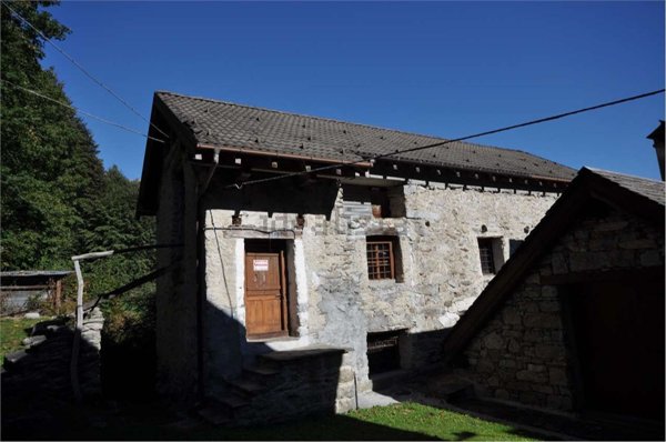 appartamento in vendita a Bannio Anzino