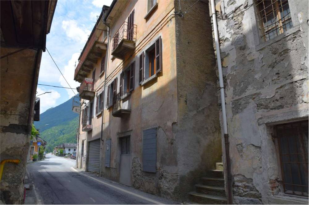casa indipendente in vendita a Bannio Anzino