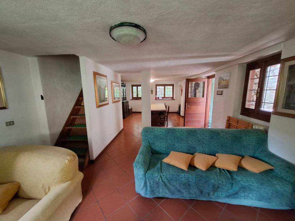 casa indipendente in vendita a Bannio Anzino