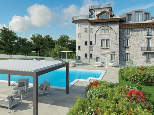 casa indipendente in vendita a Baveno in zona Romanico