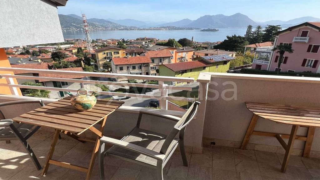 appartamento in vendita a Baveno