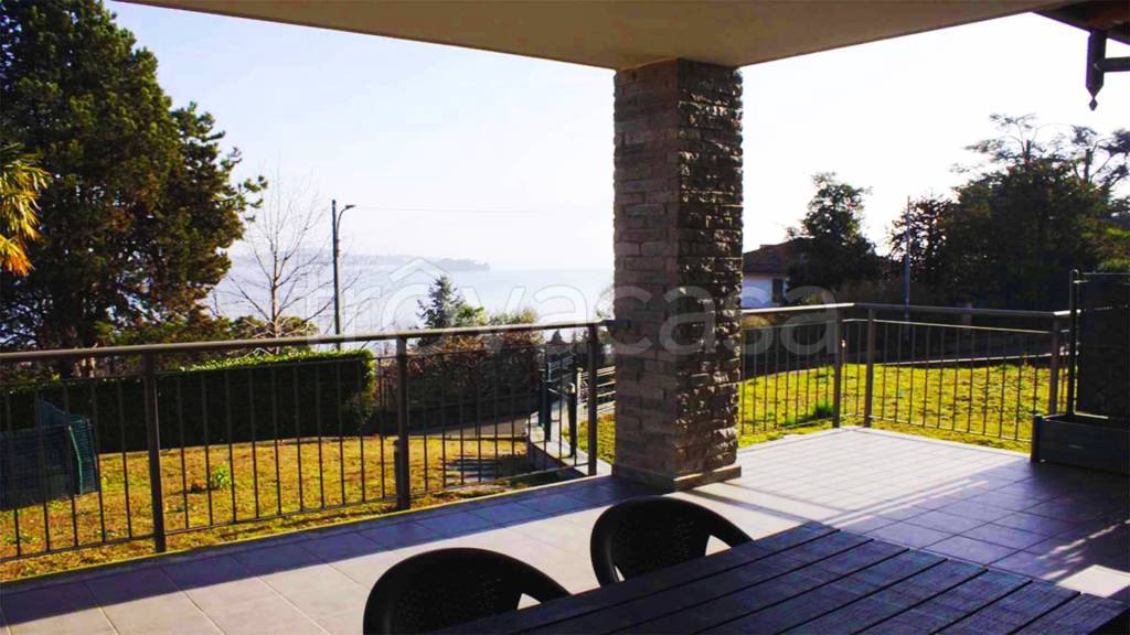 appartamento in vendita a Baveno