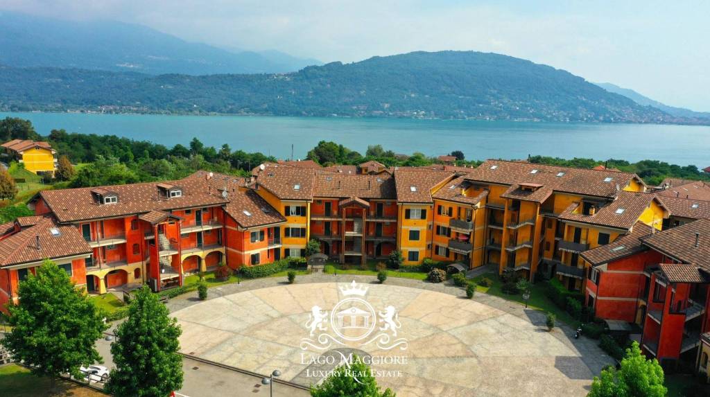 appartamento in vendita a Baveno in zona Oltrefiume