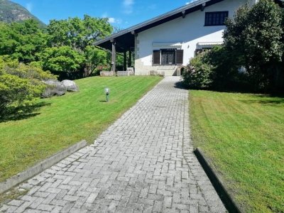 casa indipendente in vendita a Baveno in zona Feriolo