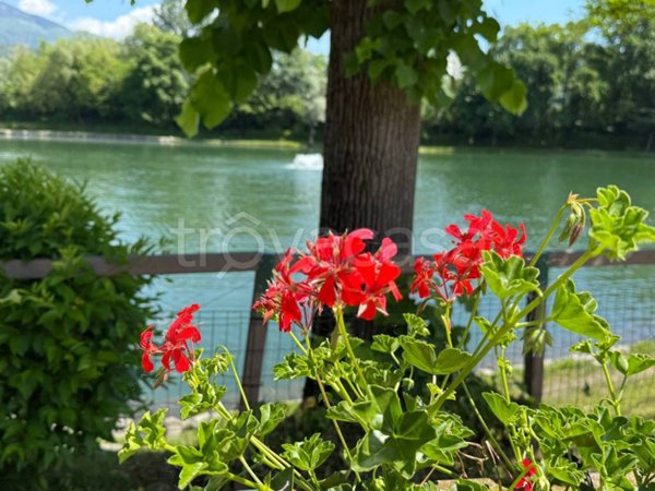 negozio in vendita a Baveno in zona Feriolo