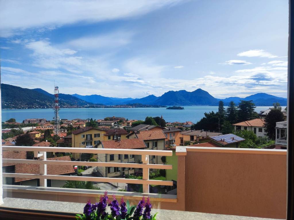 appartamento in vendita a Baveno