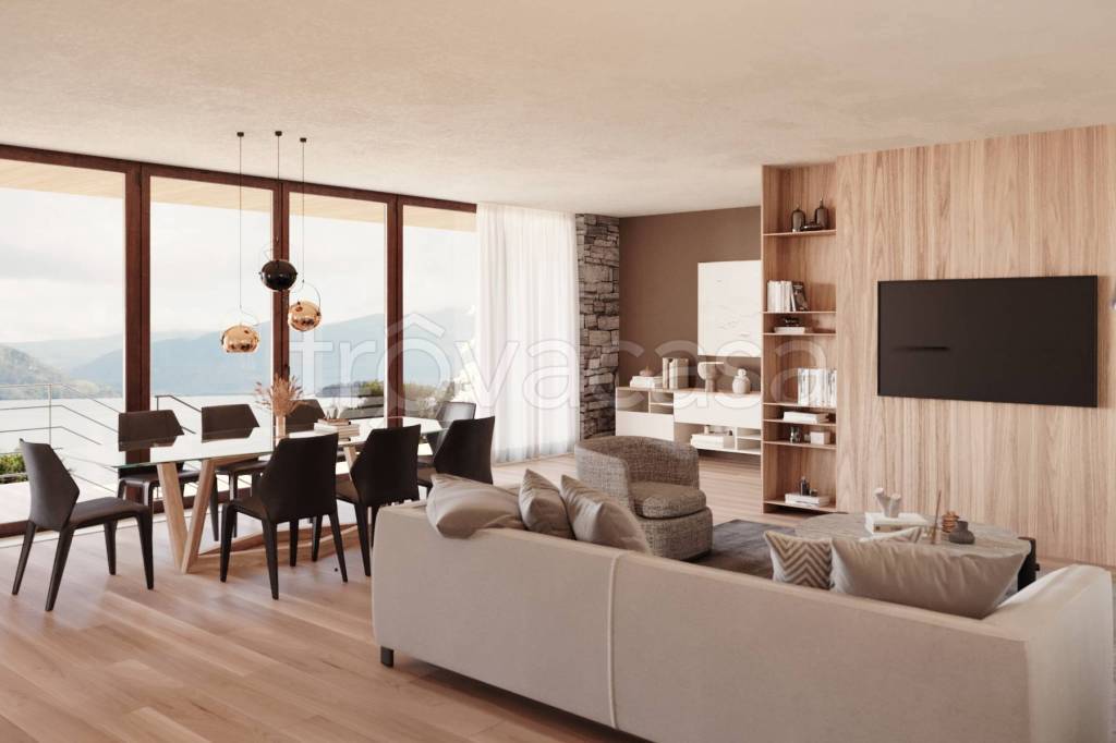 casa indipendente in vendita a Baveno