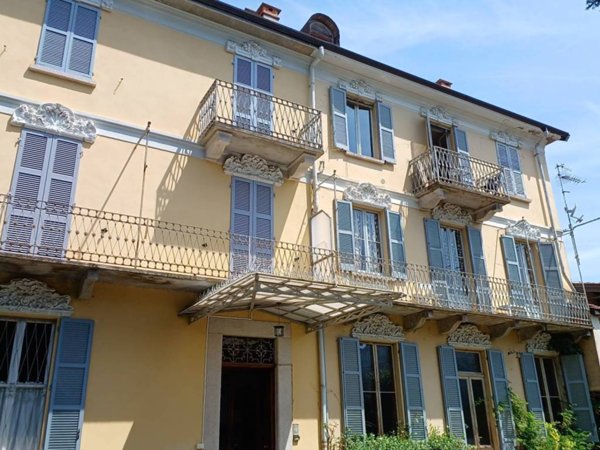 appartamento in vendita a Baveno