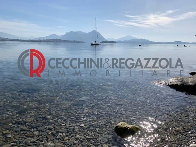 casa indipendente in vendita a Baveno