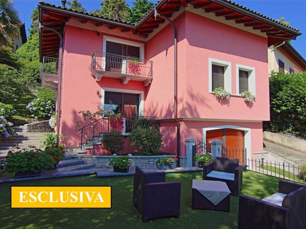 casa indipendente in vendita a Baveno