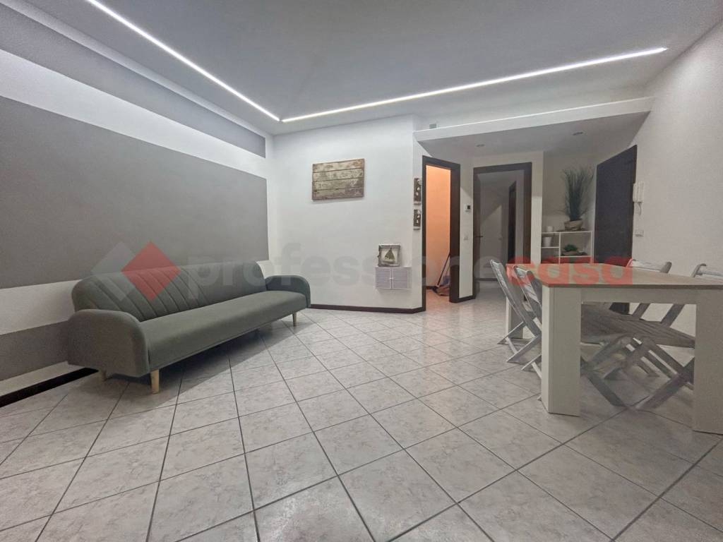 appartamento in vendita a Baveno in zona Romanico