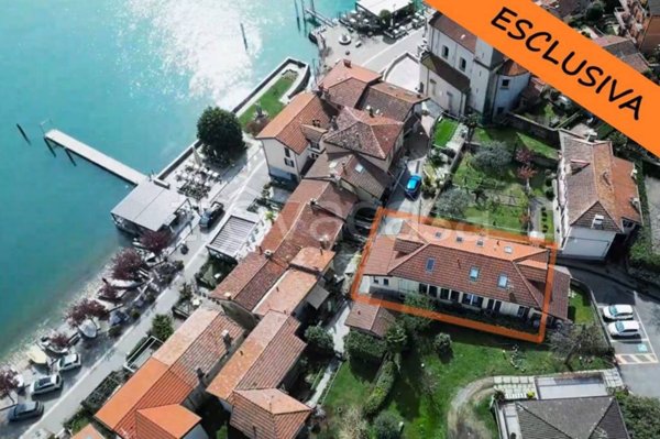 casa indipendente in vendita a Baveno in zona Feriolo